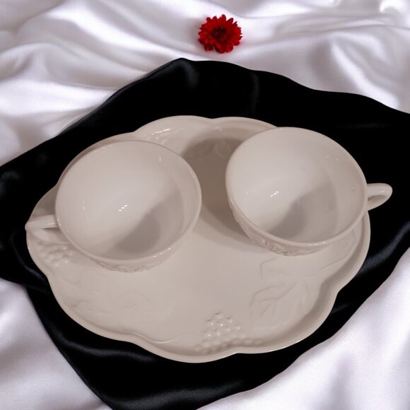 VTG  Indiana White Milk Glass  Harvest Pattern Grape Motif Snack Luncheon Set - Picture 2 of 12